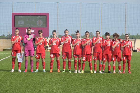 „სახლი“ ნელ-ნელა, ფუნდამენტიდან შენდება