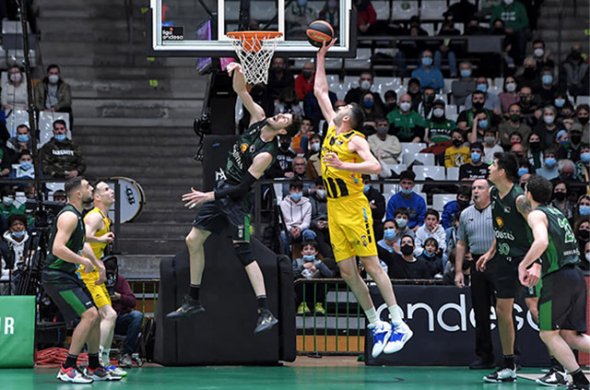 შერმადინის “ტენერიფე” ჩემპიონთა ლიგის მეოთხედფინალს მიუახლოვდა