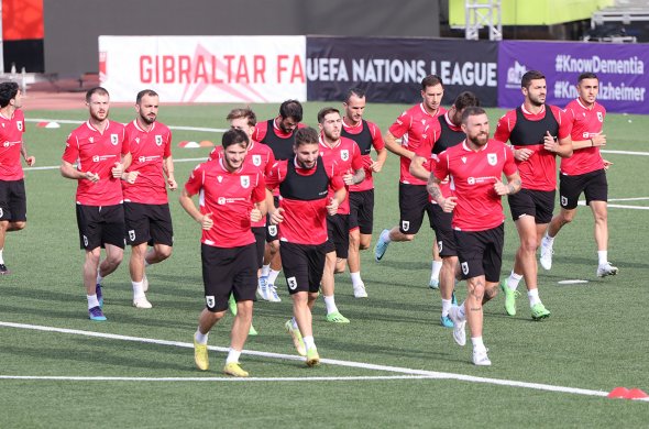 სრული მზადყოფნა, ცოტა ცვლილება, საბრძოლო განწყობა - დარჩა მხოლოდ ზურგის ქარი... სრული მზადყოფნა, ცოტა ცვლილება, საბრძოლო განწყობა - დარჩა მხოლოდ ზურგის ქარი...