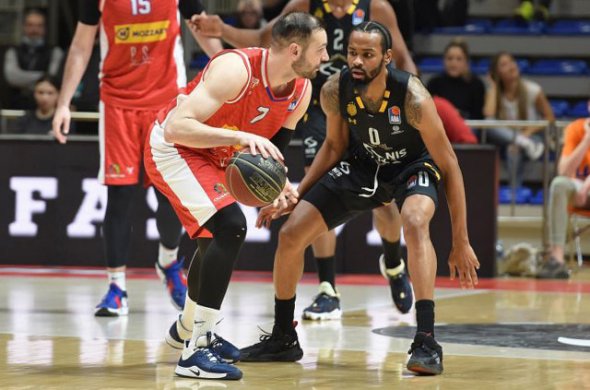 დუდა სანაძე ფორმას იბრუნებს – 17 წუთი და 6 ქულა “პარტიზანთან”