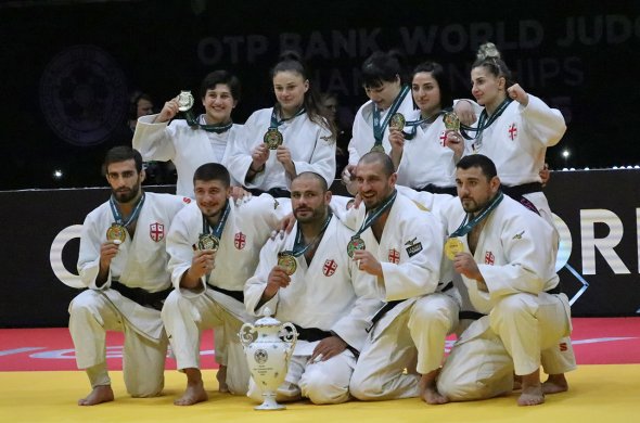ევროპის შემდეგ მსოფლიო - ქართველი ჯუდოკები შერეული გუნდური ასპარეზობის ისტორიის წერას აგრძელებენ... ევროპის შემდეგ მსოფლიო - ქართველი ჯუდოკები შერეული გუნდური ასპარეზობის ისტორიის წერას აგრძელებენ...