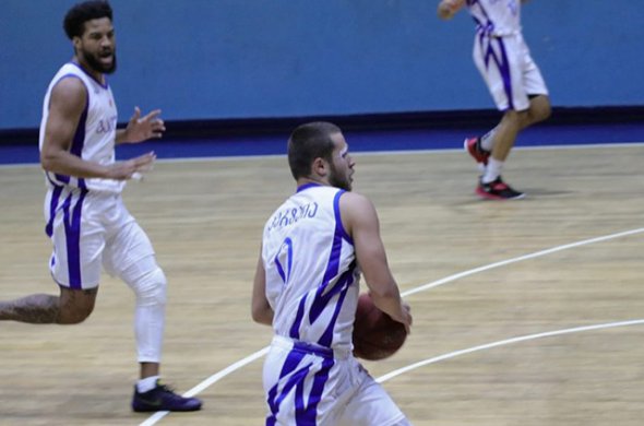 „ბათუმმა“ მოქმედ ჩემპიონს მოუგო