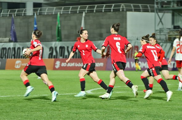 გაინტერესებთ ვინ გახდნენ 2025 წლის რჩეული ქალი ფეხბურთელები?