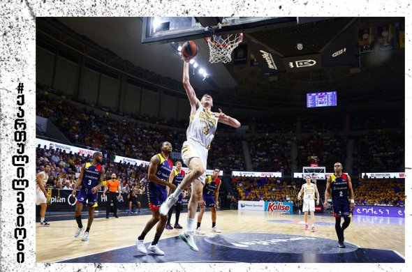 შერმადინის ოთხიანები და ტენერიფეს მე-4 მოგება შერმადინის ოთხიანები და ტენერიფეს მე-4 მოგება