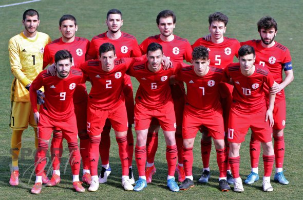 რამაზ სვანაძის 21-წლამდე ნაკრები ინგლისის ახალგაზრდულთან სათამაშოდ იწყებს მზადებას