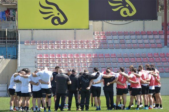 სუპერ თასის ნახევარფინალამდე ერთი დღით ადრე