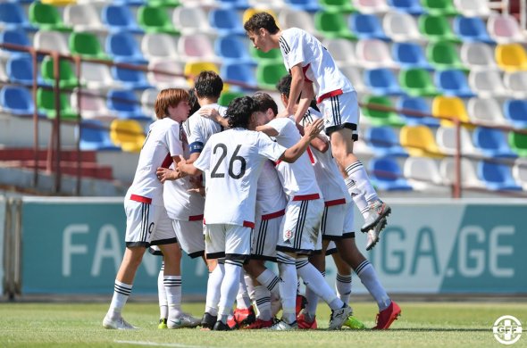 ორი სპარინგი და მიწურულს გადარჩენილი 2 თამაში