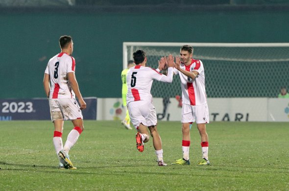 სვანაძემ 21-წლამდები გაფართოებულ სიაში 35 ფეხბურთელი დაასახელა - გუნდი 10 ივნისიდან იკრიბება