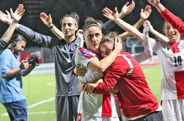 როცა რაღაც პირველად ხდება... როცა რაღაც პირველად ხდება...