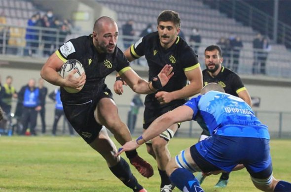 შავი ლომი - ‘ენისეისთან’ სოჭში, 6 მარტს