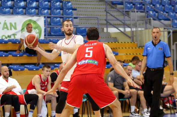 წინასწარი შეთანხმებით, საქართველომ და უნგრეთმა 5 პერიოდი ითამაშეს