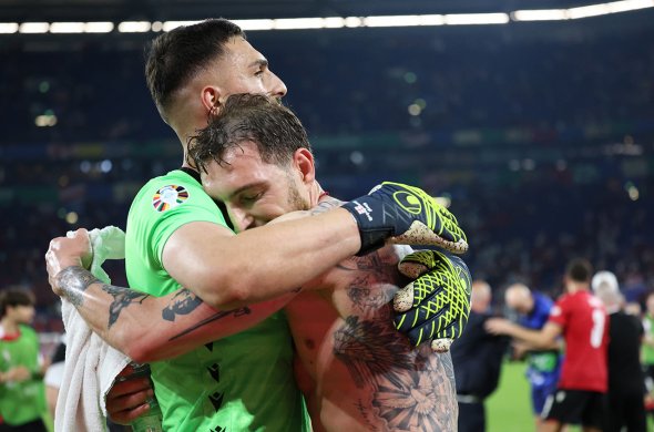 ისტორიის კიდევ ერთი ფურცელი დღეს გელზენკირხენში დაიწერა ისტორიის კიდევ ერთი ფურცელი დღეს გელზენკირხენში დაიწერა