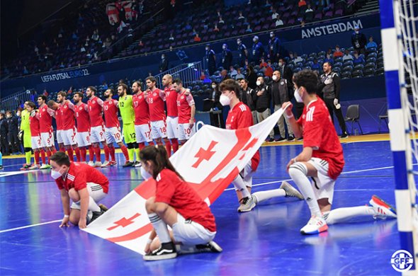 თუ არ გჯერა წარმატებაზე ფიქრი ზედმეტია - დღეს, საქართველოში ყველამ იცი, რომ ფუტსალს თამაშობენ