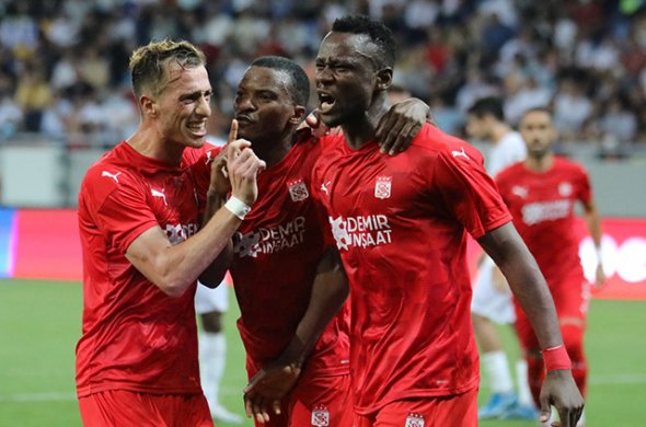 ბათუმის „დინამომ“ ბოლო 20 წუთში პირველი რაუნდი წააგო