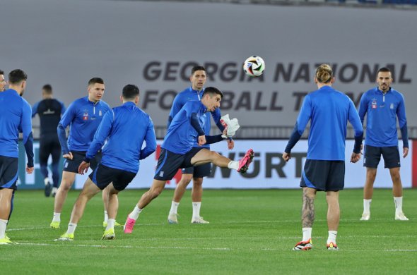 „დინამო არენას“ ატმოსფერო ჩვენს სასარგებლოდ შემოვაბრუნოთო, ვედებითო... „დინამო არენას“ ატმოსფერო ჩვენს სასარგებლოდ შემოვაბრუნოთო, ვედებითო...