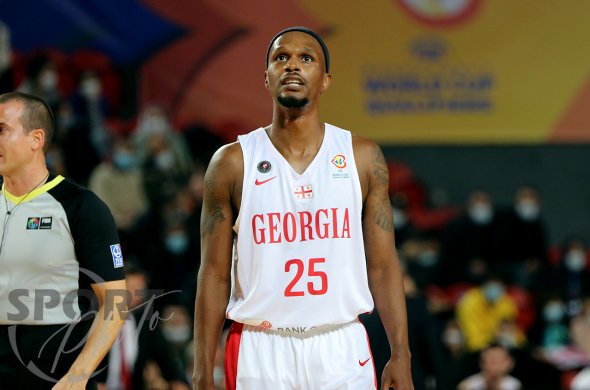 თად მაკფადენი ფიბა-ს ყურადღების ცენტრში მოექცა