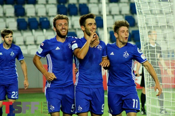 სანაკრებო შესვენების შემდეგ, ეროვნული ლიგა განახლდა
