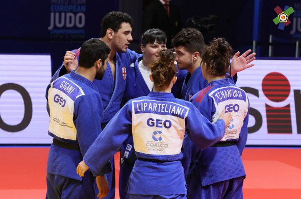 ქართველ ძიუდოისტთა შერეულმა გუნდმა რუსეთში საქართველოს ჰიმნი ააჟღერა!