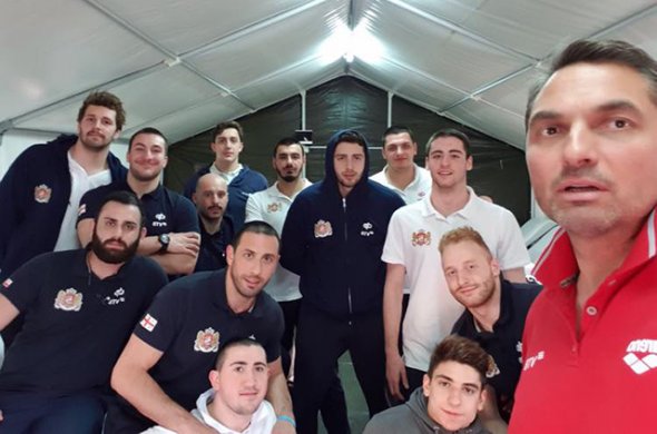 წყალბურთელთა ნაკრები გერმანიიდან თბილისში დააბრუნეს