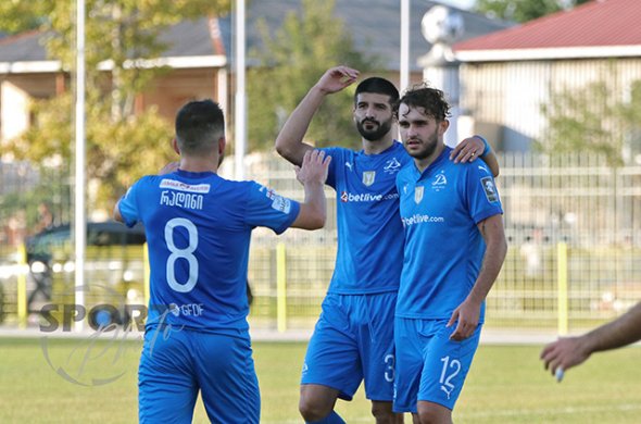 „დინამო თბილისმა“ სექტემბერში პირველად გაიტანა, ბათუმის „დინამომ“ სტატუს-კვო შეინარჩუნა