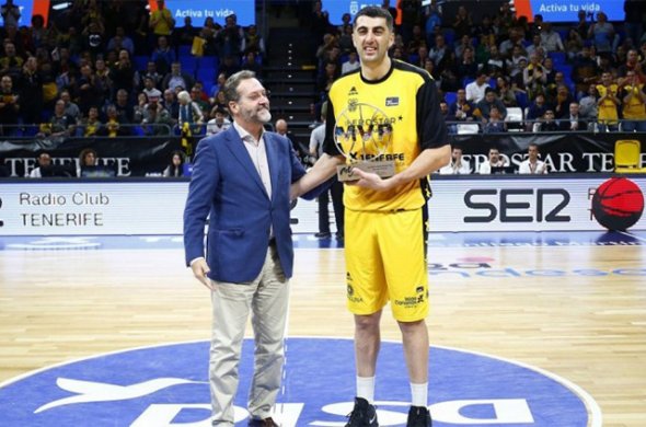 გიორგი შერმადინი ესპანური ლიგის მარტის საუკეთესო მოთამაშედ დაასახელეს