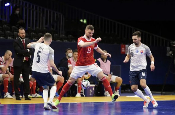 C ჯგუფიში, რუსები და ხორვატები დაწინაურდნენ