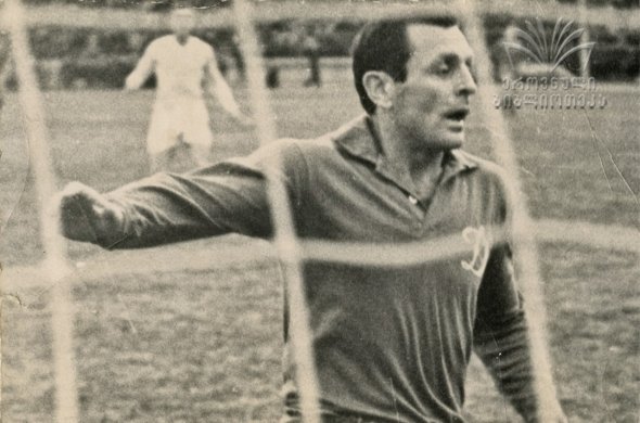 კიდევ ერთი „ოქროს ბიჭი“ ზეციურ დინამოს შეუერთდა... კიდევ ერთი „ოქროს ბიჭი“ ზეციურ დინამოს შეუერთდა...