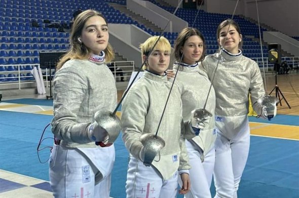 ქართველი ხმლით მოფარიკავე გოგონების წარმატება იუნიორთა მსოფლიო თასზე ქართველი ხმლით მოფარიკავე გოგონების წარმატება იუნიორთა მსოფლიო თასზე