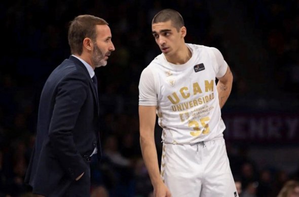 რატის დებიუტი და კიდევ, ლეგიონერები რატის დებიუტი და კიდევ, ლეგიონერები