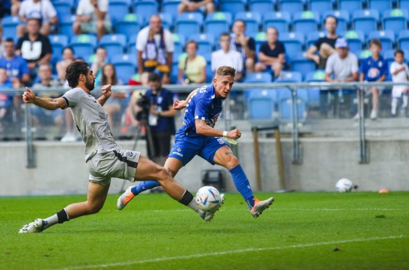 მდუღარე პოზნანიდან „დინამო“ „ლეხის“ გაგრილებას ბათუმში შეეცდება მდუღარე პოზნანიდან „დინამო“ „ლეხის“ გაგრილებას ბათუმში შეეცდება