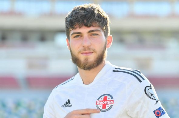 კვარაცხელიას ვერ მოდის, სანიოლიმ კი წიტაიშვილს უხმო