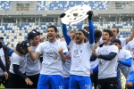 ორი ტიტული ორ ვარსკვლავამდე!