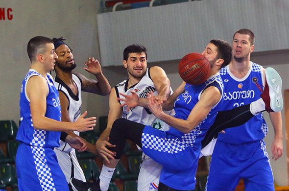 რუსთაველებმა ბათუმს სძლიეს და სუპერლიგაში კვლავ დაუმარცხებლები არიან
