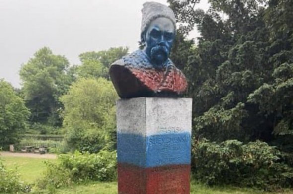 რუსები დანიაში კვალის დატოვებას ვანდალიზმით შეეცადნენ