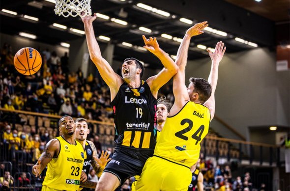 შერმადინის 19 ქულა, 13 მოხსნა და გამარჯვება სომბათჰეიში