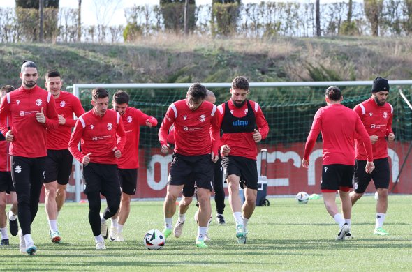 დროა ხვალ დავამტკიცოთ - ვილი სანიოლი არაფერს გამორიცხავს, თუმცა საკუთარი გუნდის სჯერა დროა ხვალ დავამტკიცოთ - ვილი სანიოლი არაფერს გამორიცხავს, თუმცა საკუთარი გუნდის სჯერა