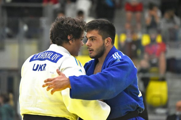 კადეტებს შორის 12-დან ექვსმა მედლები მოიგო