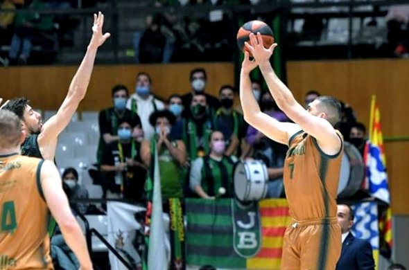 ბურჯანაძის 11 ქულა ბეტისს ბადალონაში მოსაგებად არ ეყო