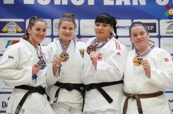 ერთი ოქრო პრაღის ღია პირველობაზე