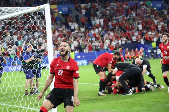 ერთი კაცი დაწინაურდა... მამარდაც, ბევრ გუნდს „სანატრელი“ ჰყავს! ერთი კაცი დაწინაურდა... მამარდაც, ბევრ გუნდს „სანატრელი“ ჰყავს!