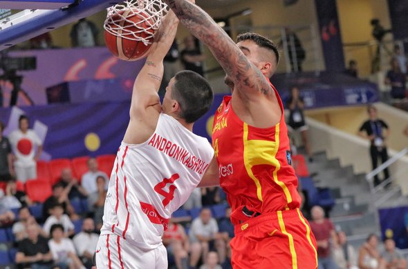 მეორე მარცხი და გაბრაზებული ზუროსი მეორე მარცხი და გაბრაზებული ზუროსი