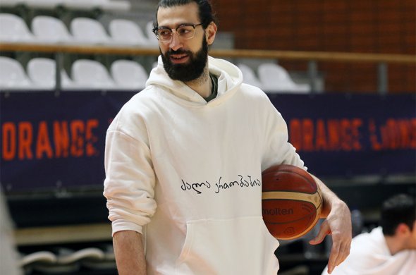 თორნიკე შენგელია ეროვნულ ნაკრებს ვარჯიშის პროცესში, Topsportscentrum-ში შეუერთდა თორნიკე შენგელია ეროვნულ ნაკრებს ვარჯიშის პროცესში, Topsportscentrum-ში შეუერთდა